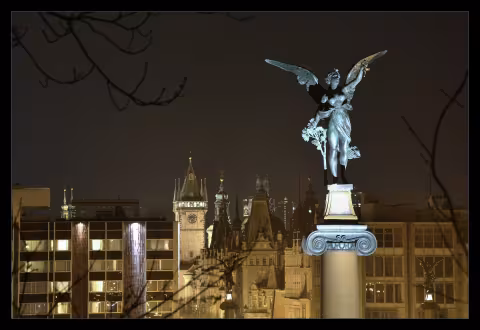 Noční Praha