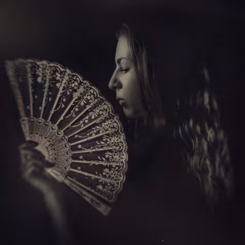 Lady in black