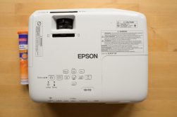 projektor EPSON EB-X18 recenze a test